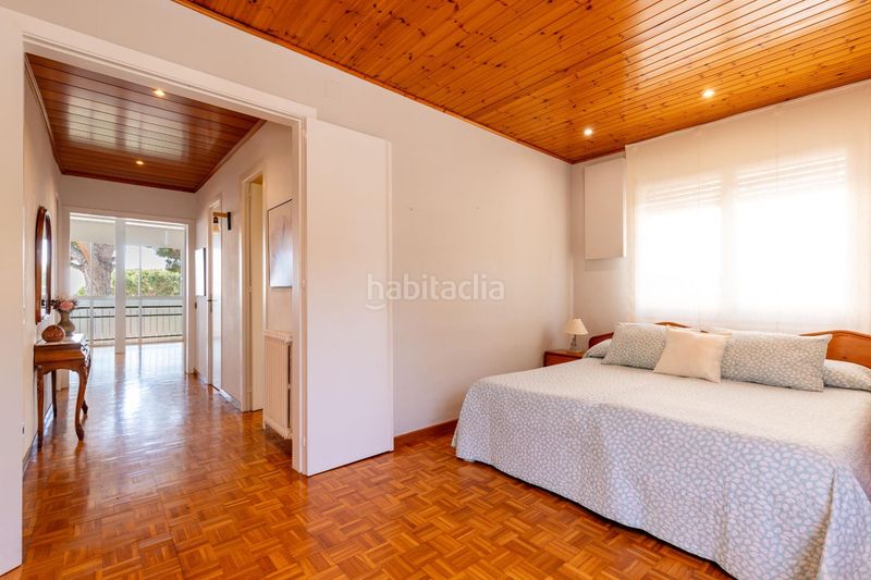 Foto c0c1dfa6-2892-4a8b-b5d6-1f7f15569ba0. Casa amb aparcament piscina a Premià de Dalt