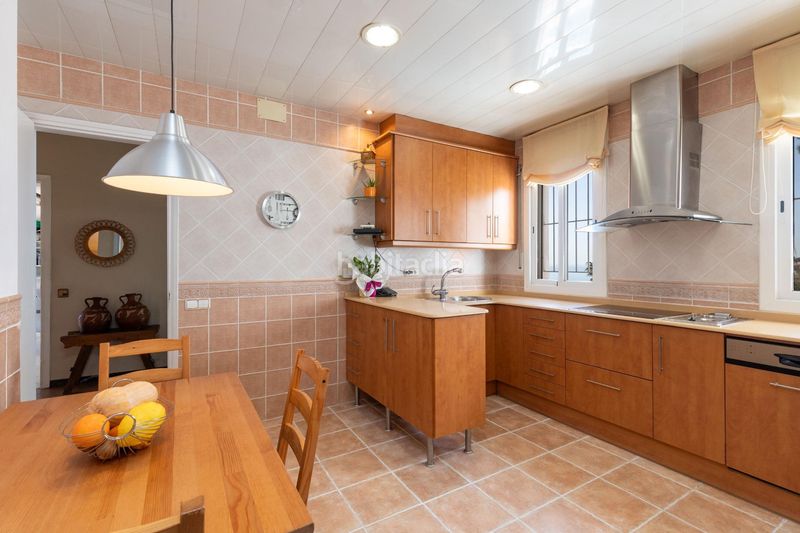 Foto cc4d8bd0-ea45-4fca-9978-c36983d6790d. Casa amb aparcament piscina a Premià de Dalt