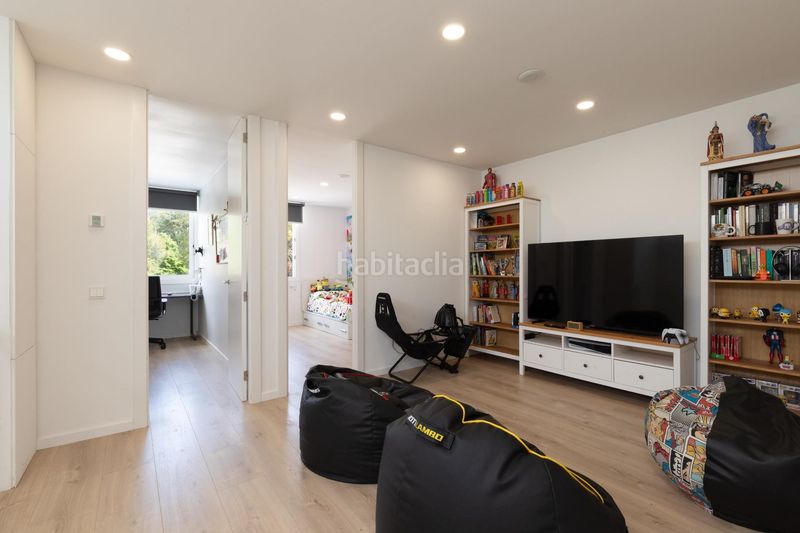 Foto 2654c2da-8608-46b7-885e-fae7b2d06787. Casa amb aparcament piscina a Matadepera