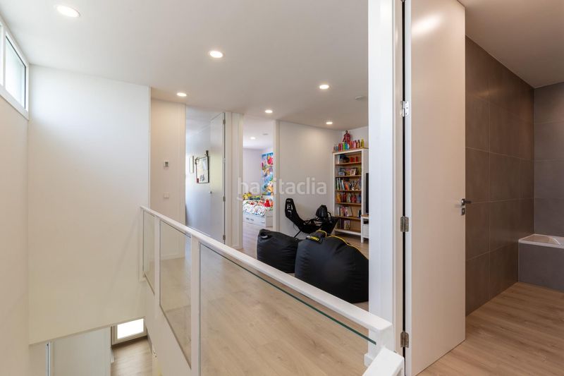 Foto 6bc951f2-6c4c-48af-9abd-3d677b572889. Casa amb aparcament piscina a Matadepera