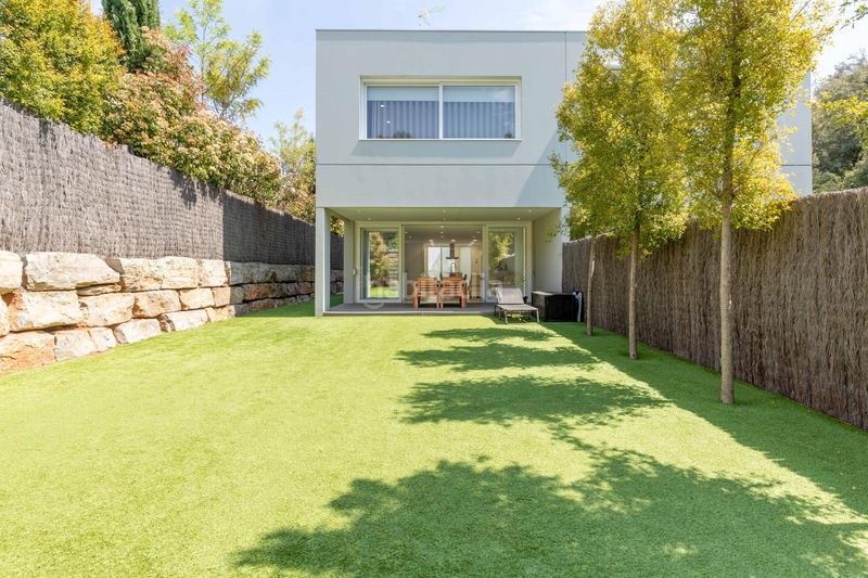 Foto d75ca359-18e4-4dde-84b6-405a63731bf9. Casa amb aparcament piscina a Matadepera