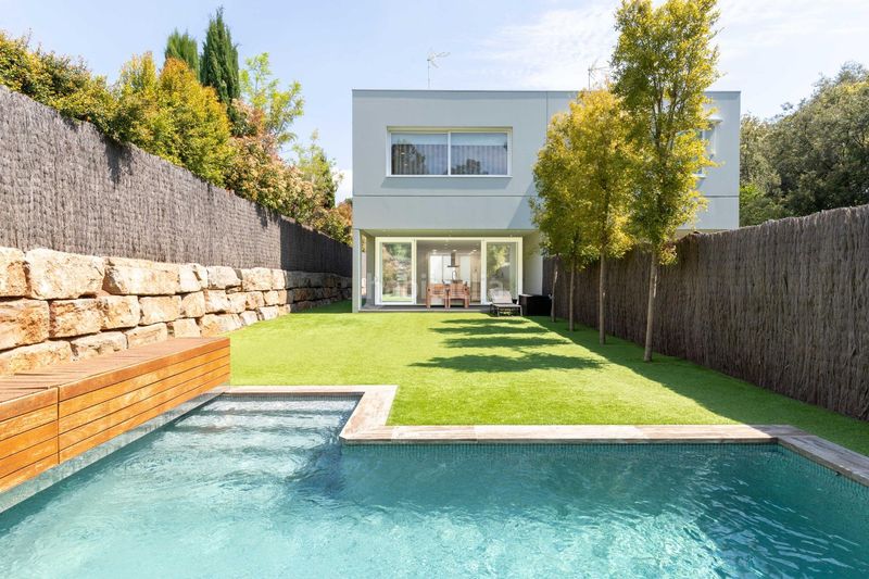 Foto e786eb84-c345-4cc3-9a35-13668a754c07. Casa amb aparcament piscina a Matadepera