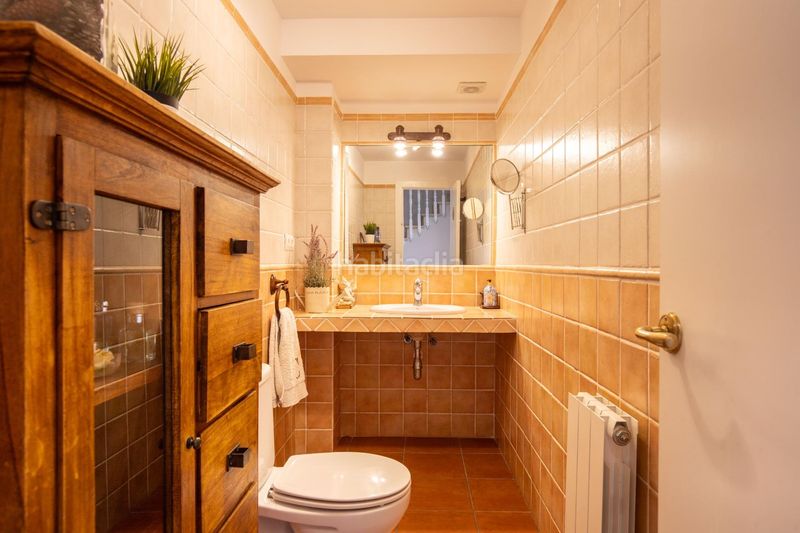 Foto d06f15a3-8610-47fa-9237-c9bd2358e7e5. Casa amb calefacció aparcament piscina a Viladecavalls