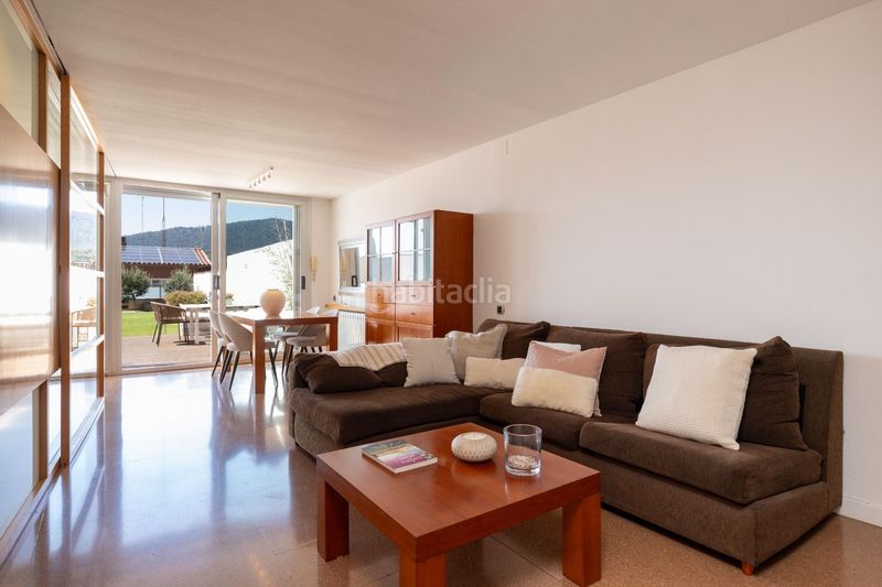 Foto c1ef7192-23d2-4294-9a97-8eb81305f94b. Casa amb aparcament a Viladecavalls