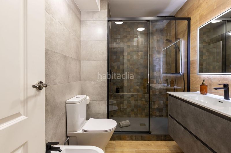 Foto f43d8f83-375b-4f44-a881-0df12dc25970. Pis amb calefacció aparcament a Barri del Centre Terrassa