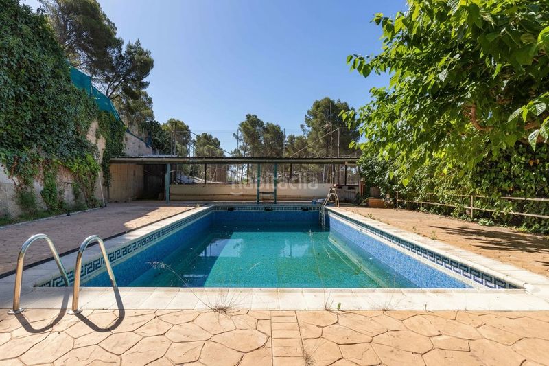 Foto 49959477-e7dc-47d9-bb4d-010769236102. Casa amb calefacció aparcament piscina a Sant Muç Rubí