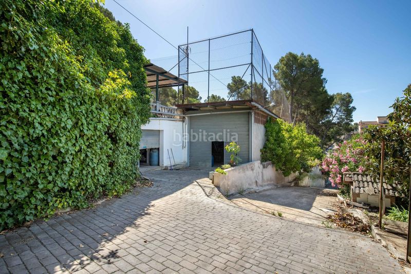 Foto b16800b8-8252-46e2-98e3-9c1e813ba119. Casa amb calefacció aparcament piscina a Sant Muç Rubí
