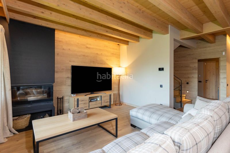 Foto 54710ae5-4b94-49a0-8354-52fe72ef53ec. Casa amb aparcament a Bolvir