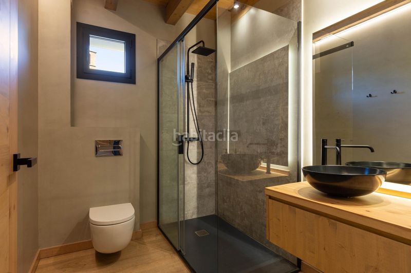 Foto 66968bf9-584c-4ab0-9953-eee869d60a13. Casa amb aparcament a Bolvir