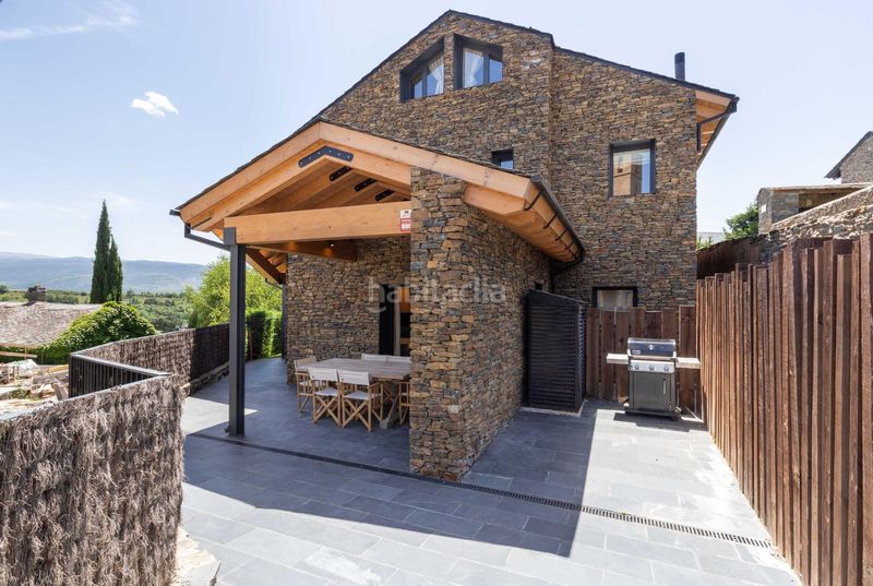 Foto e3876c00-c5dd-48f5-b467-5529036e5609. Casa amb aparcament a Bolvir