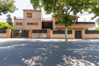 Haus in Les Fonts. Less�ncia de les grans cases