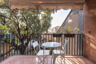 Etagenwohnung in Barri del Centre. Al cor de la ciutat, amb una alzina centen�ria als peus