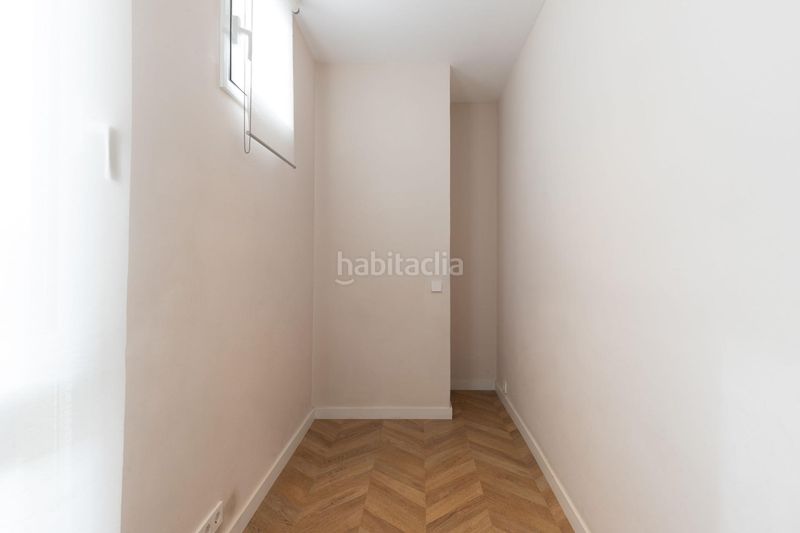 Foto 9da95fa7-74af-472b-ade9-26dea21ac184. Àtic amb aparcament a La Nova Esquerra de l´Eixample Barcelona