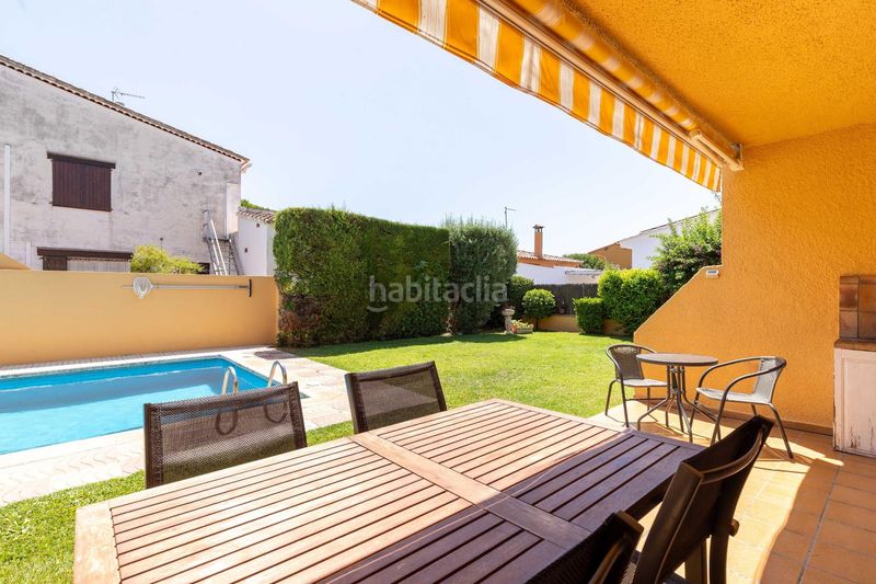 Foto 498985d0-3cd7-460a-bb94-1bcec4ff7a9c. Casa amb aparcament piscina a Riells Escala (L´)