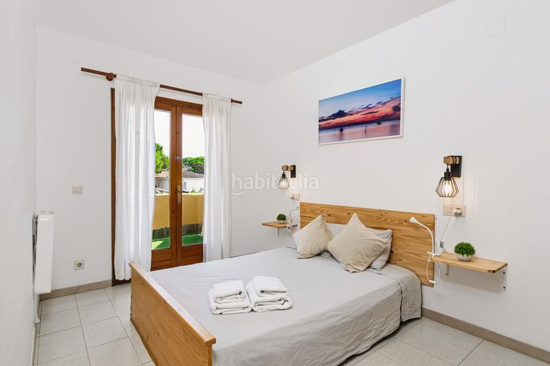 Foto 8af1f557-cb8a-47b0-9f24-eb6ed9a83adf. Casa amb aparcament piscina a Riells Escala (L´)