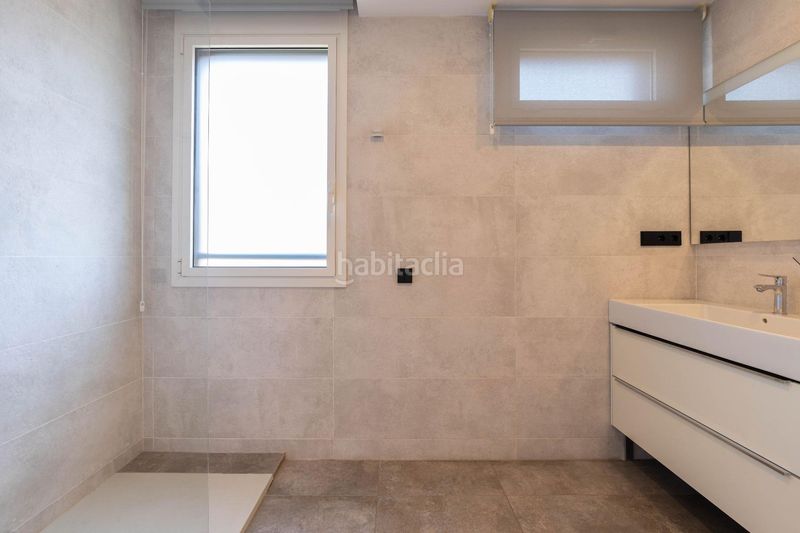 Foto 6d80f489-d8c1-48f2-84d3-f718f94b68da. Dúplex amb calefacció aparcament piscina a Volpelleres Sant Cugat del Vallès