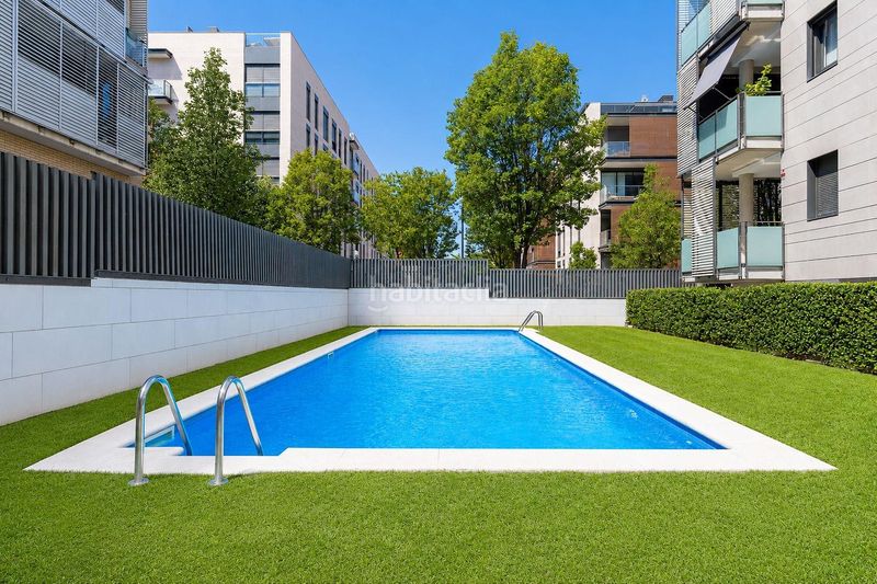 Foto 71df003c-5f29-4b37-b67a-dda1579859d2. Dúplex amb calefacció aparcament piscina a Volpelleres Sant Cugat del Vallès