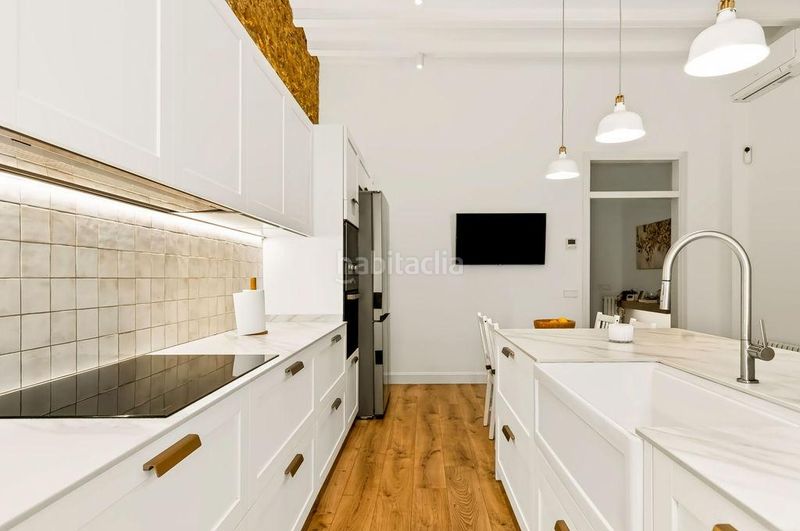 Foto 101c9c74-1b9b-4d3e-a7cc-b09c9a41821f. Casa a calle major 9 a Castellbisbal
