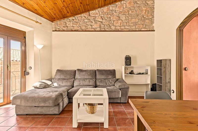 Foto a1638ef0-2f45-4704-8926-69f77be42ee1. Casa amb calefacció a Vallbona de les Monges