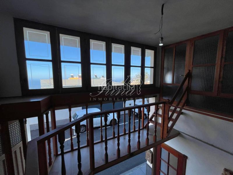 Foto 601d1b39-aad4-4de1-8be6-11898132fbd3. Semi detached house with parking in La Perdoma - San Antonio - Benijos Orotava (La)