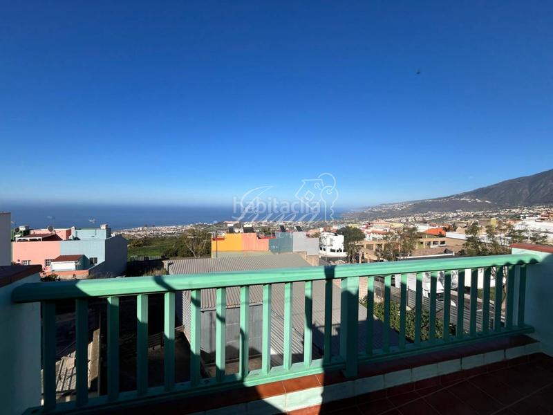 Foto dd28b753-57f1-431f-b2c7-ee96666407f2. Semi detached house with parking in La Perdoma - San Antonio - Benijos Orotava (La)