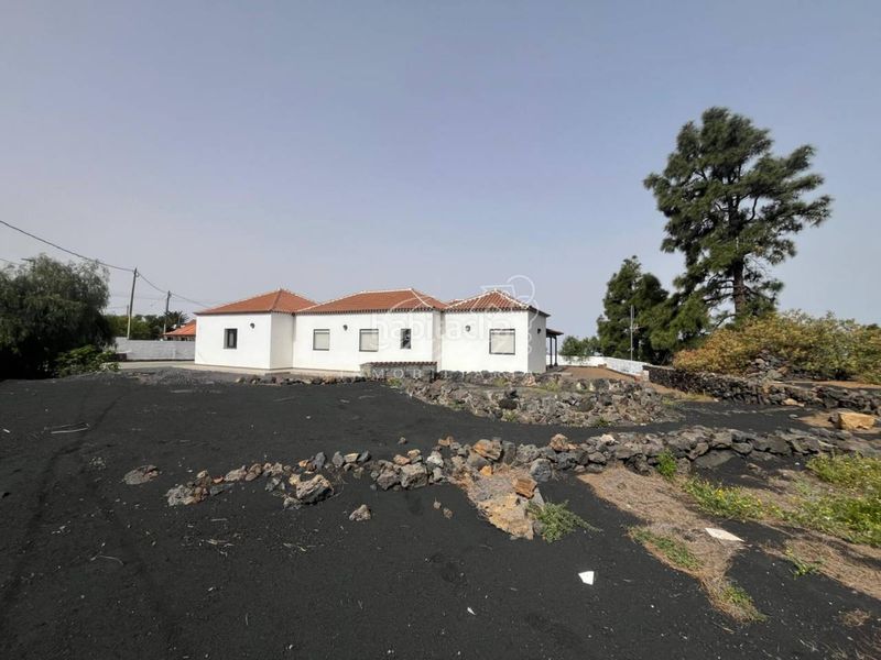 Foto 6583cdcc-ecaa-4aac-8d9d-d561da5300b4. Xalet amb aparcament a Paso (El)