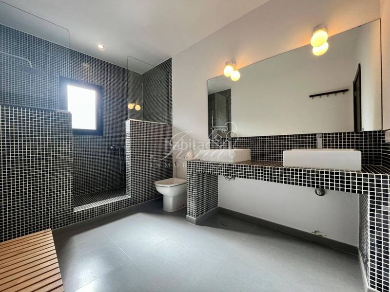 Foto 87717b39-824c-4387-a4a1-84db2fa06ebc. Xalet amb aparcament a Paso (El)