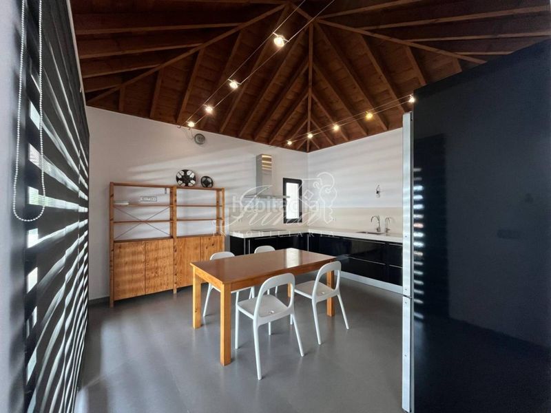 Foto 8b8770b1-4145-4b95-a083-f732541f8de3. Xalet amb aparcament a Paso (El)