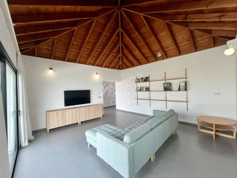 Foto a7f531ad-6cc9-4d29-946e-c9a101574fe2. Xalet amb aparcament a Paso (El)