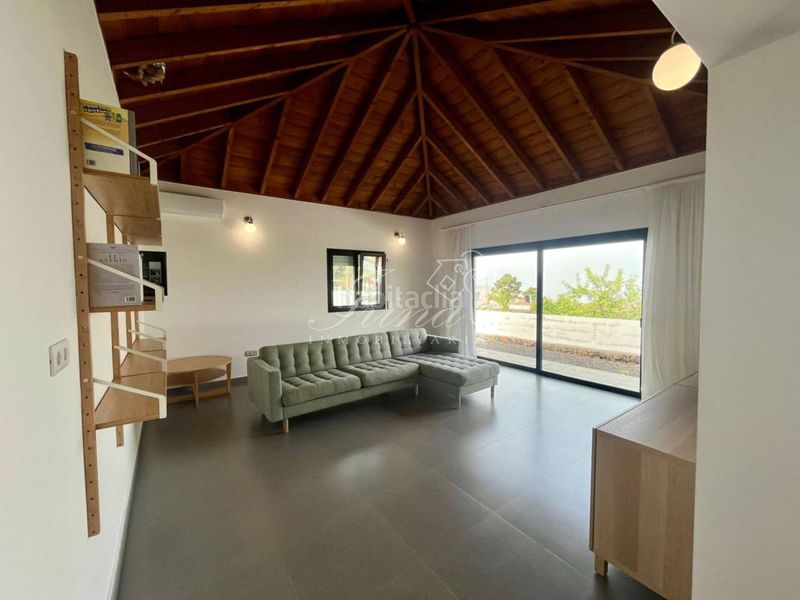 Foto e8ec267b-c995-41ff-b98a-85863c1833e6. Xalet amb aparcament a Paso (El)