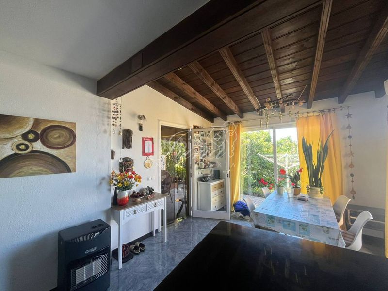 Foto 19be1253-72c9-49f1-a136-dc53b8733174. Casa aparellada amb aparcament a Paso (El)