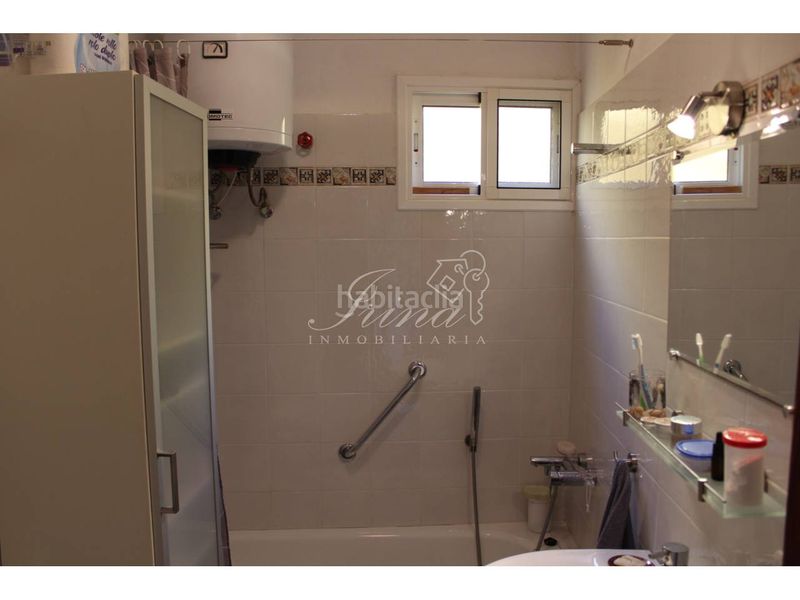Foto 518002f5-29a5-4798-831a-8469a07d1c29. Casa aparellada amb aparcament a Paso (El)