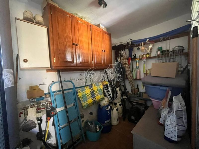 Foto 5a727920-f3ad-4c00-bc69-7fdcb98b2968. Casa aparellada amb aparcament a Paso (El)