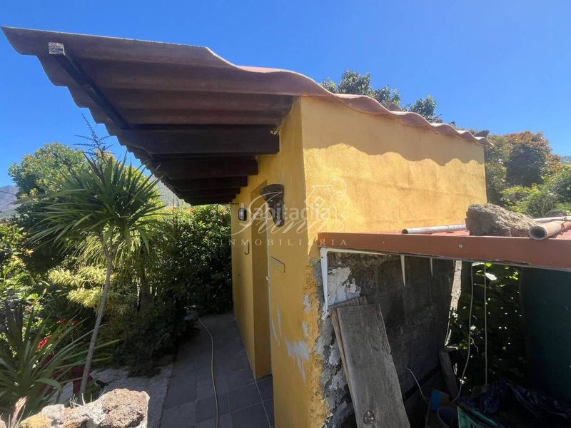 Foto 9dee1f98-c721-4c39-83fe-56d7483915c1. Casa aparellada amb aparcament a Paso (El)