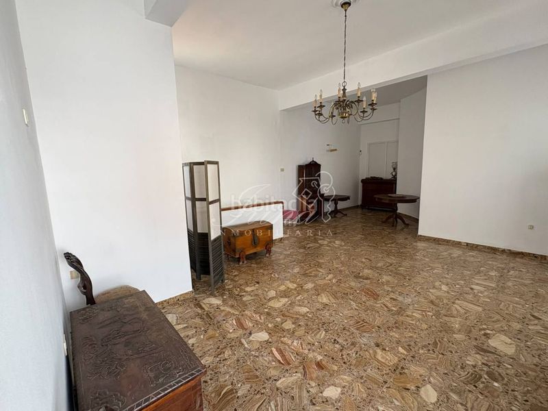 Foto 8aefd459-6897-44ef-bf46-e32182e63d9d. Casa adossada a Tazacorte