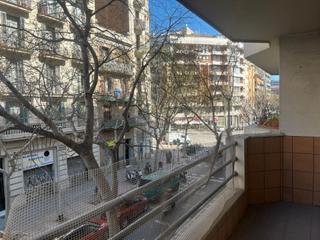 Piso  Carrer de la indústria. Piso en venta en calle de la industria