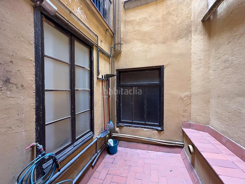 Foto 1d60f8a2-35af-4ef4-8202-fbd66bb08c0c. Piso en St. Pere - Sta. Caterina - El Born Barcelona