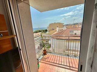 Pis  Carrer d'amadeu. Vivienda con vistas al mar en el corazón del pueblo