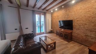 Flat  Carrer de ferlandina. Vivienda reformada en venta