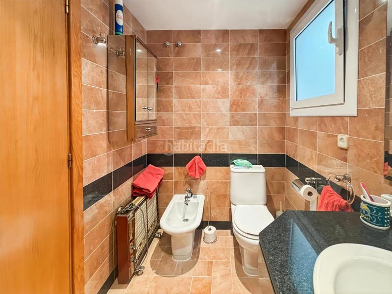 Foto 4a7d78ea-a068-4e28-81bb-28f49bdbd76b. Pis amb piscina a Poblenou Pineda de Mar