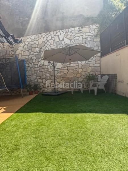 Foto 36f6380b-b3fc-472e-bb41-3b20dcb7180e. Maison jumelée avec chauffage parking piscine dans Torre Baró Barcelona