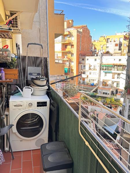 Foto 0d81532a-8c53-4521-8185-c33ebbd88594. Flat with heating in Sant Antoni Barcelona