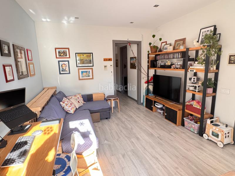 Foto 390f4cfb-d9da-4fea-b21d-c019cef934bc. Flat with heating in Sant Antoni Barcelona