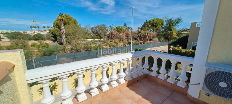 Foto 4cfbce86-e8c4-40a0-8082-ed863a6d1fb4. Chalet en El Montgó Dénia