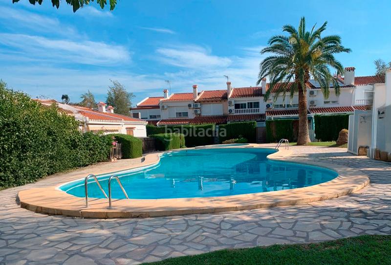 Foto 8e1cb1cd-a622-4d35-8d3c-cd7950f2349b. Casa a schiera con riscaldamento piscina in El Montgó Dénia