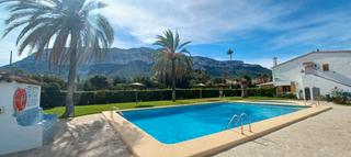 Semi detached house in El Montgó