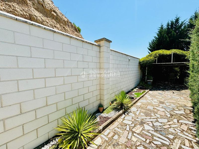 Foto 0a211b63-848f-4849-962b-db0679cf5e48. Casa a Boecillo