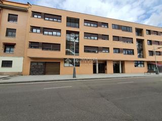 Aparcament cotxe a Caño Argales. Boxplaza de garaje en venta en laguna de duero