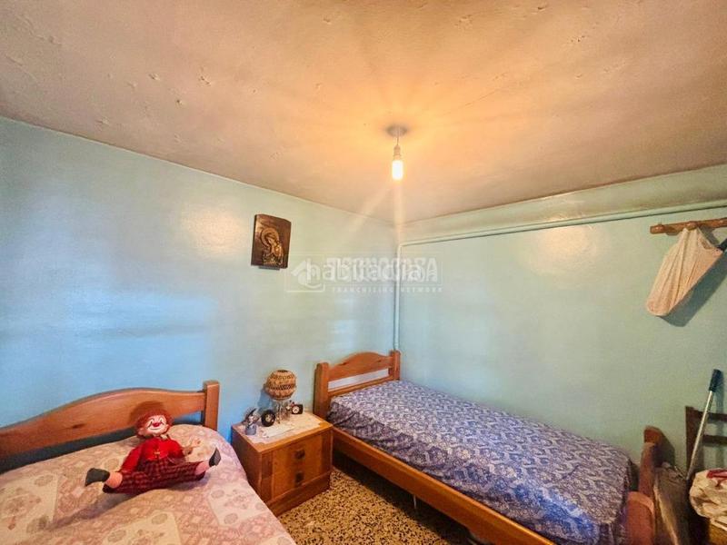 Foto bcb0c9f8-c11f-46ed-b819-b43a1401a3a0. Casa  en venta en Cistérniga