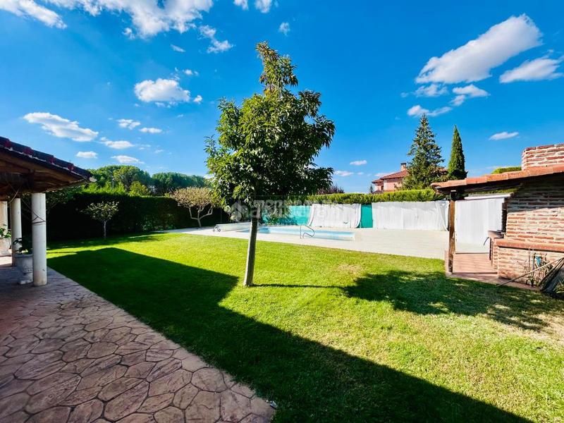 Foto 0cc2e554-1d2a-42e8-a21f-36b2bd93fbcd. Affitto casa con riscaldamento parcheggio in Aldeamayor de San Martín